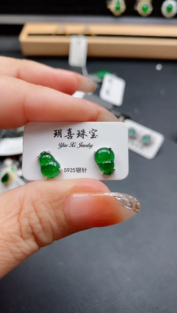 银S925镶嵌戒指翡翠1