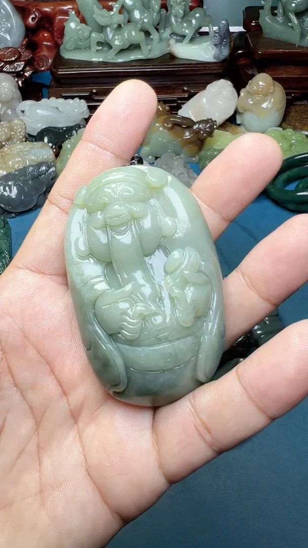 未镶嵌和田玉把件-
