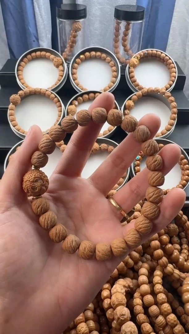 手串猴头核桃苍龙瑕疵款送单颗