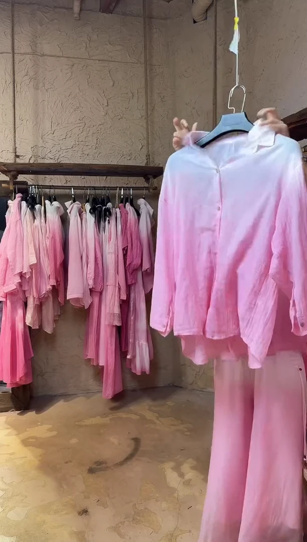 翻领1111111111111111111111背后三粒扣