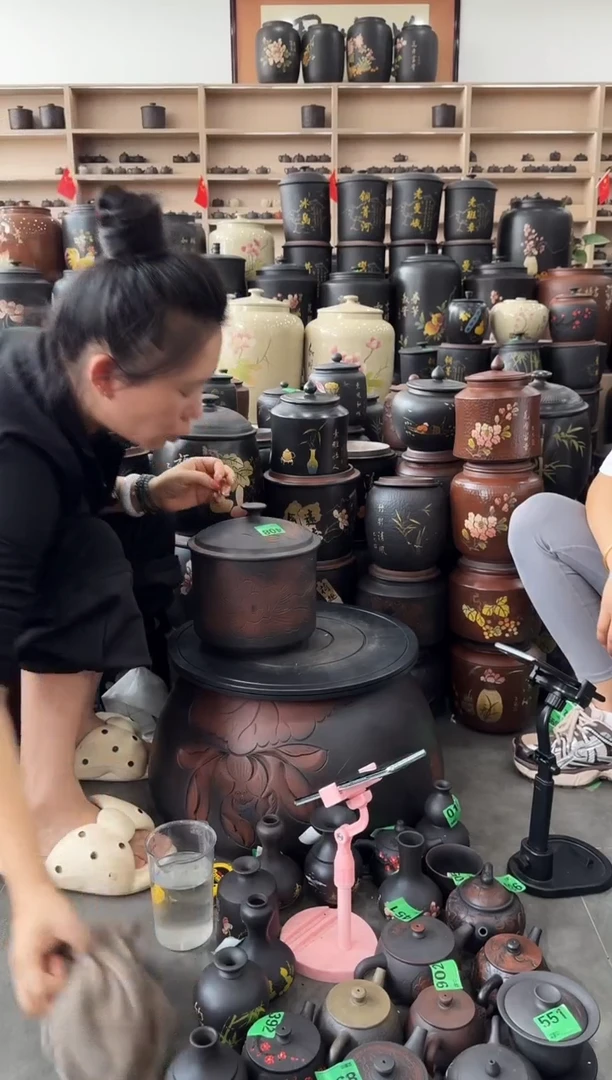 罐瑕疵茶叶罐 小五饼鼓盖牡丹花 408