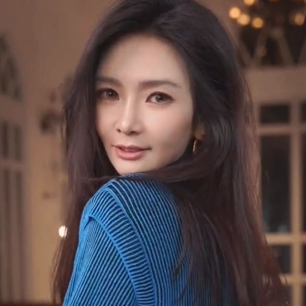 【米儿精选】HITOMI盲盒款（根据直播中编码下单）      大衣