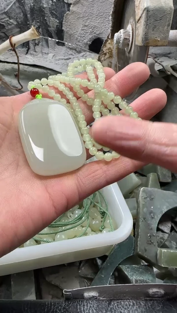 【闪购商品】和田玉颈饰未镶嵌吊坠