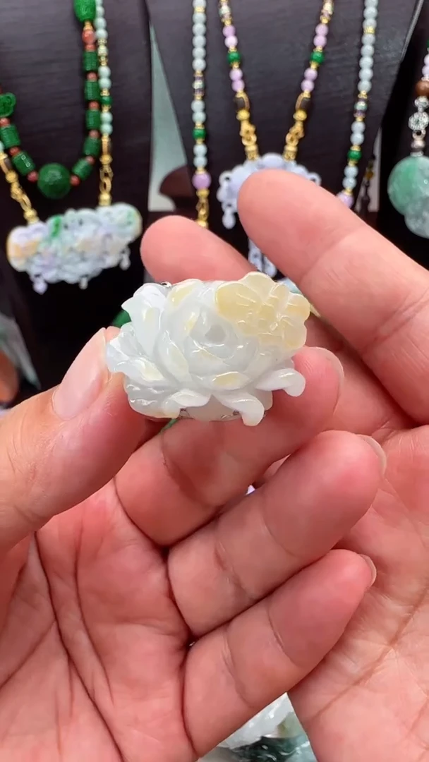 颈饰未镶嵌翡翠翡翠
