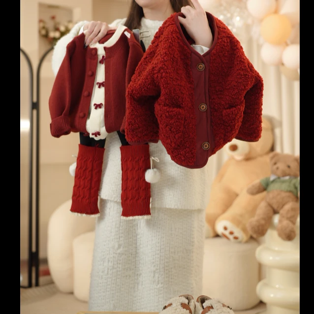 2024冬季儿童年服套装 女童加厚外套+女宝韩系假两件毛衣+打底裤