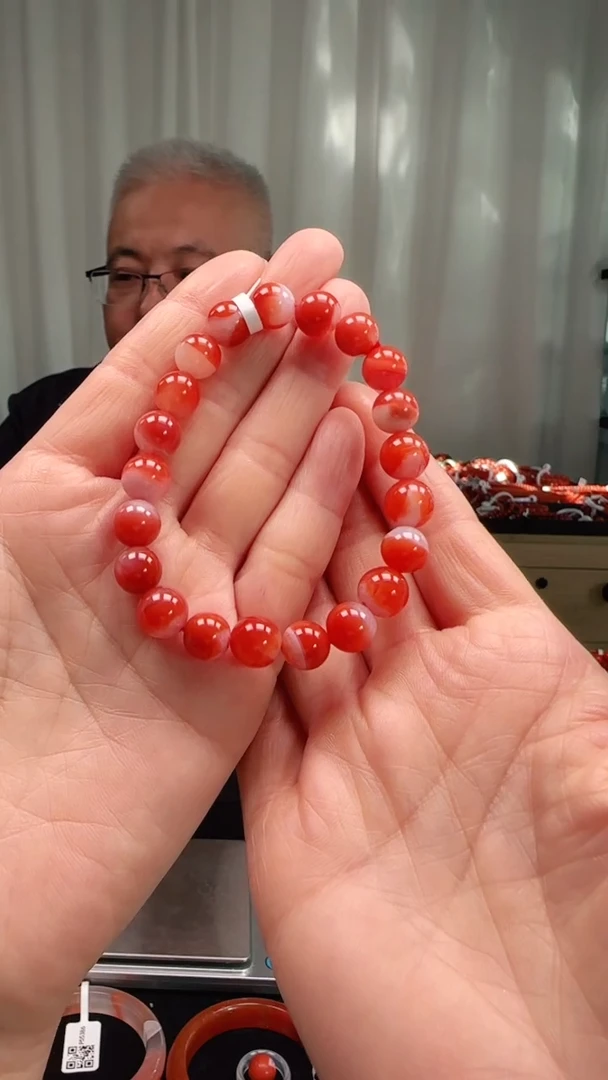 未镶嵌多样性发一件南红玛瑙9mm锦鲤冰飘手串
