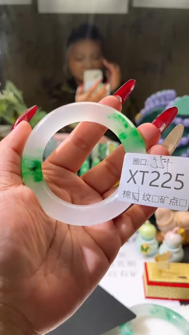 琪琪的藏玉阁XT225