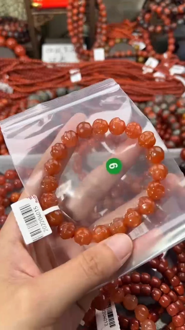 南红玛瑙手串未镶嵌10+