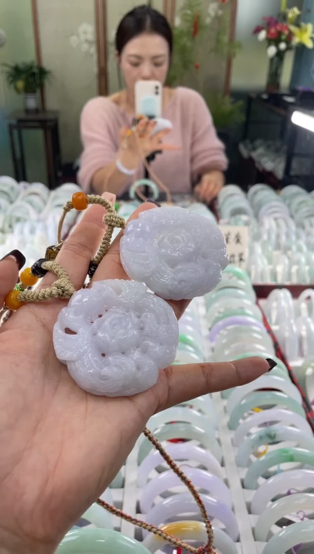 吊坠(不含链)未镶嵌翡翠花开富贵  多样性发货发一个