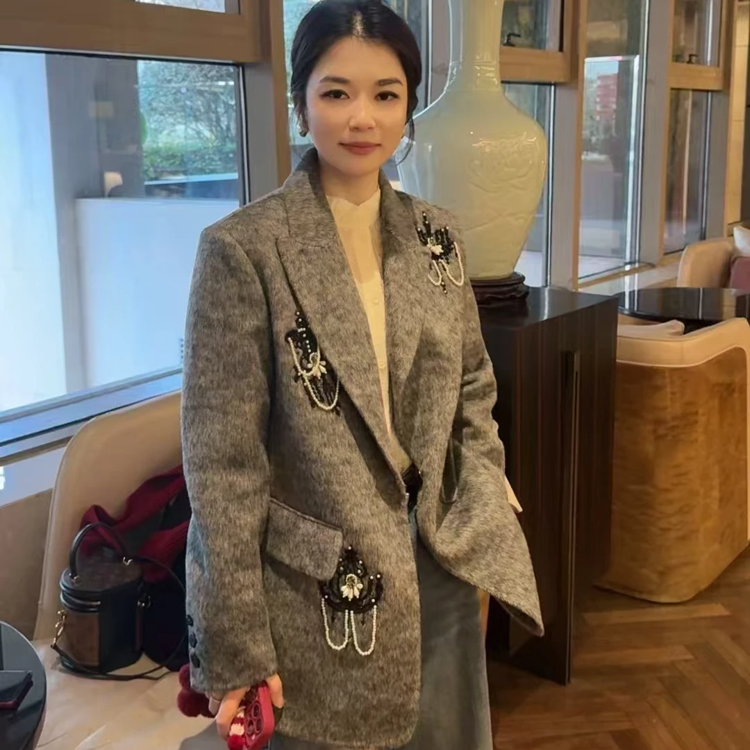 25年春款时装手工刺绣定珠双面羊绒外套6932