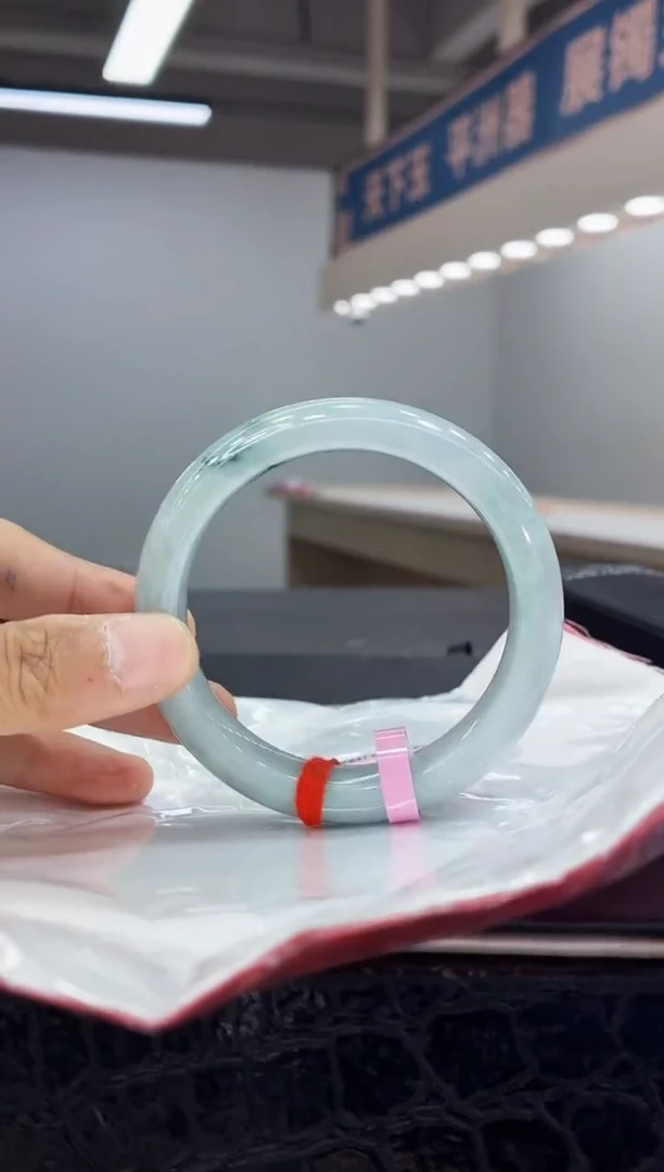 未镶嵌手镯翡翠2