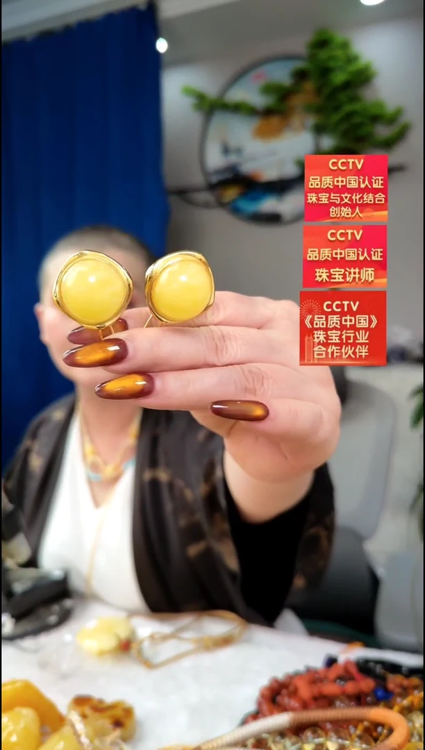 【闪购商品】琥珀耳饰银S925镶嵌耳环