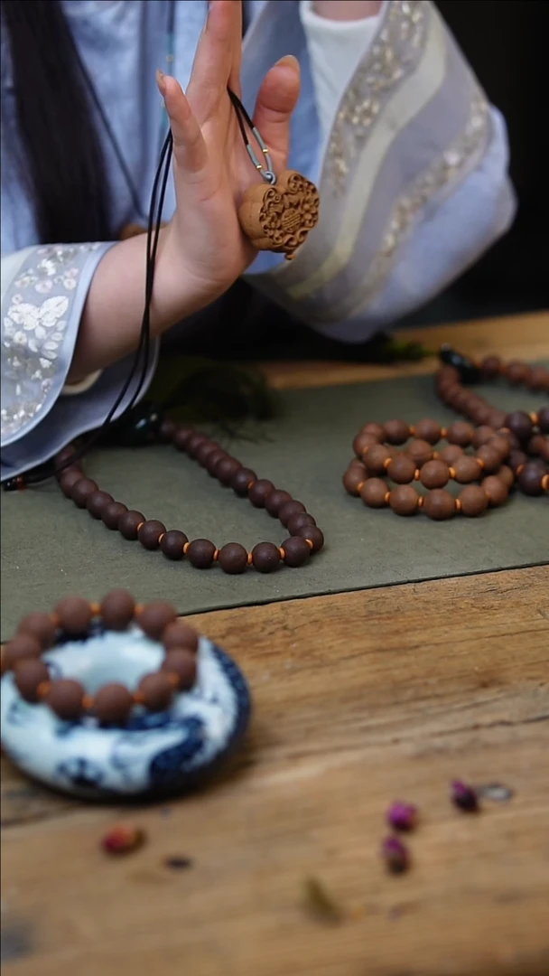 【闪购商品】泥塑馥龄春香方招财进宝牌