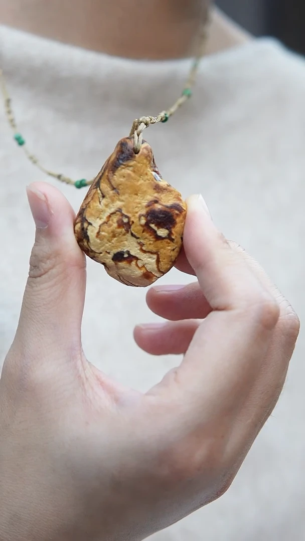 裸石蜜蜡未镶嵌*蜜蜡毛衣链*蜜蜡吊坠*蜜蜡锁骨链*长短可调节