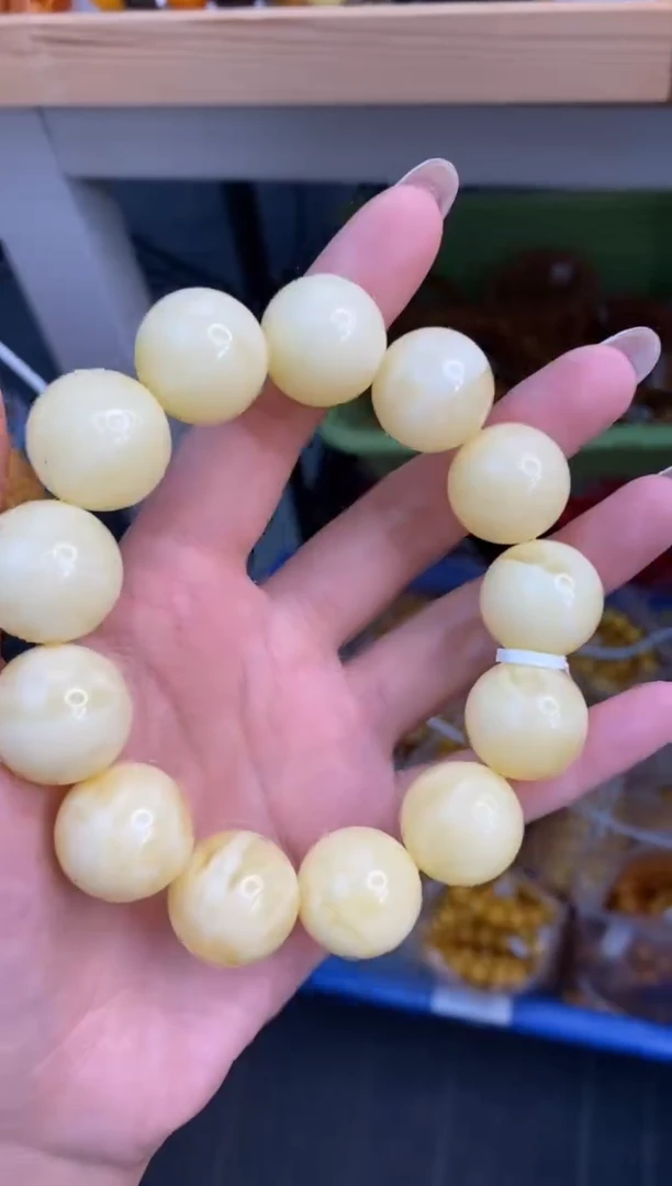 裸石琥珀未镶嵌12/10多样性发其一96