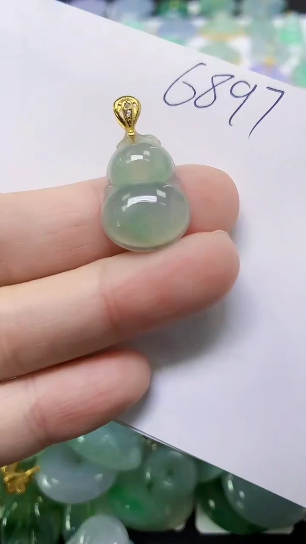 翡翠未镶嵌颈饰天然自然緬甸A貨翡翠