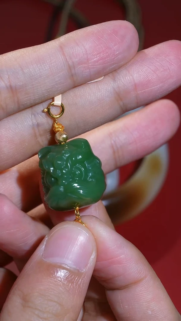 吊坠(不含链)18K金镶嵌和田玉58