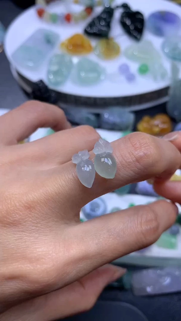 【闪购商品】定制翡翠未镶嵌翡翠