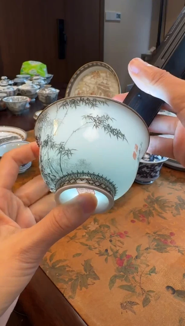 手绘墨彩精美纹饰墨竹小压手杯