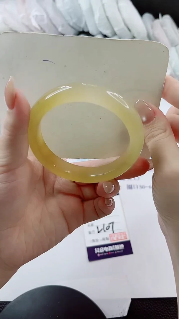 未镶嵌手镯石英质玉多样性发货L107