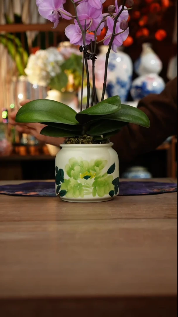 当代景德镇设计师釉下手绘陶瓷花瓶