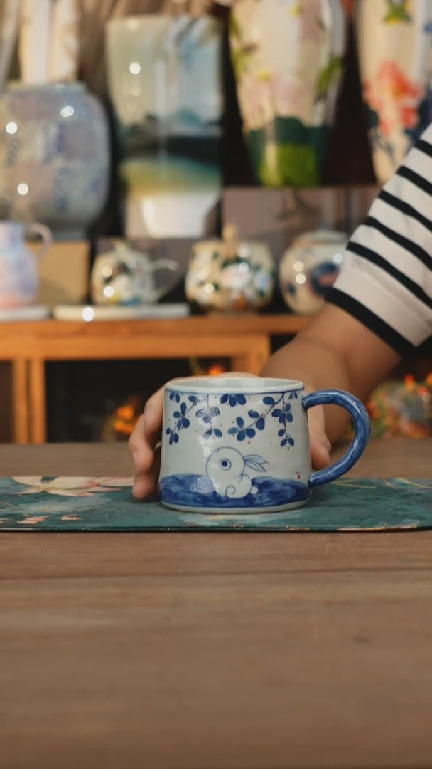 现代高温釉下彩手绘陶瓷餐具