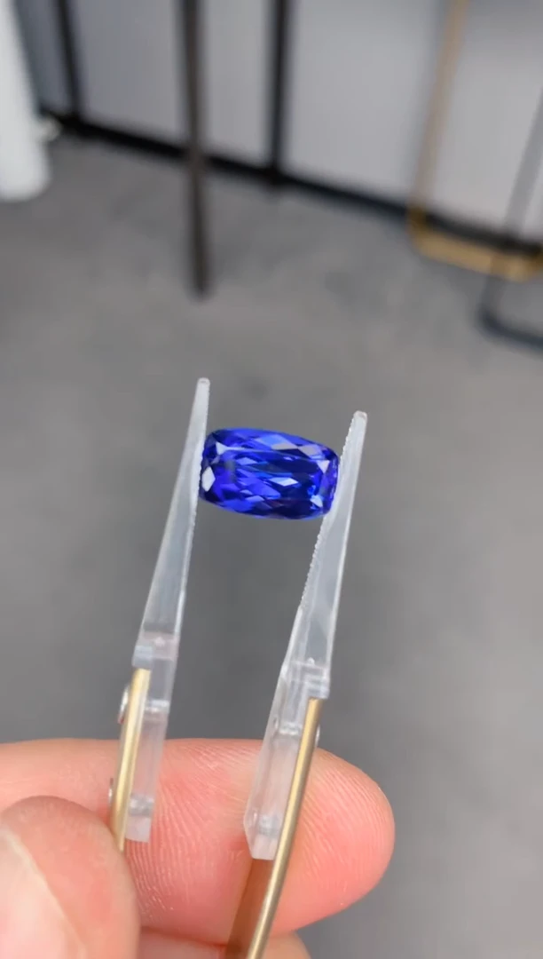 未镶嵌裸石坦桑石5ct 坦桑石