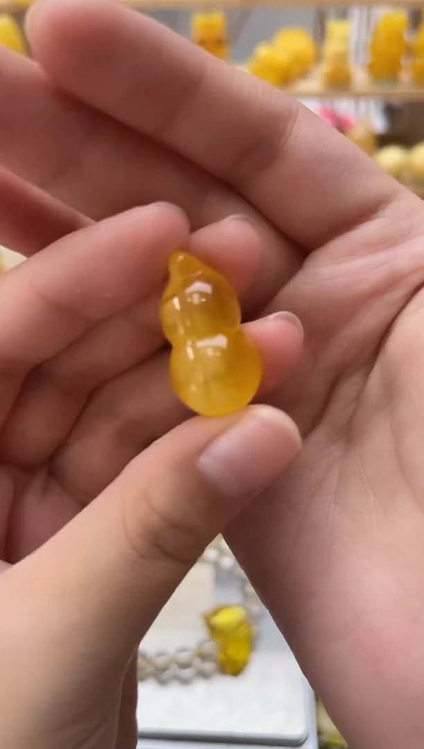 琥珀未镶嵌珠宝奇石056琥珀蜜蜡微瑕