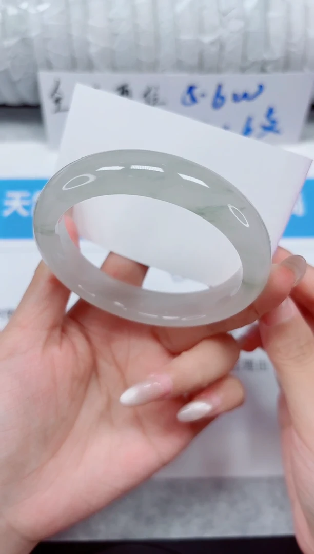 未镶嵌手镯石英质玉246-60