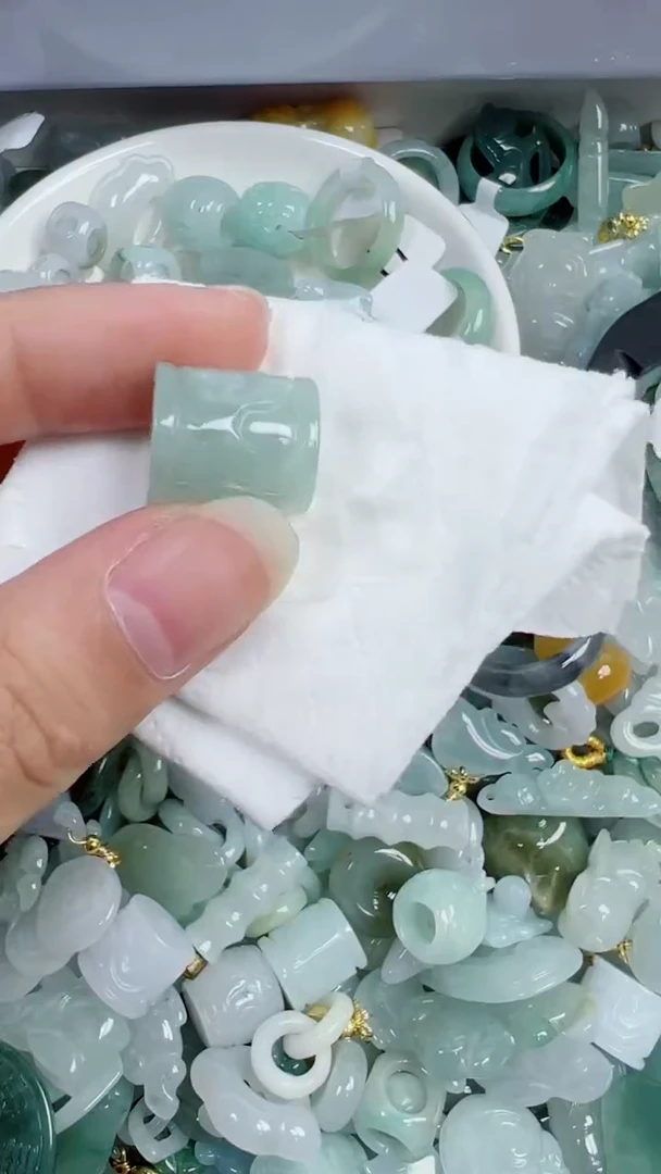 散珠翡翠94号链接，A货翡翠