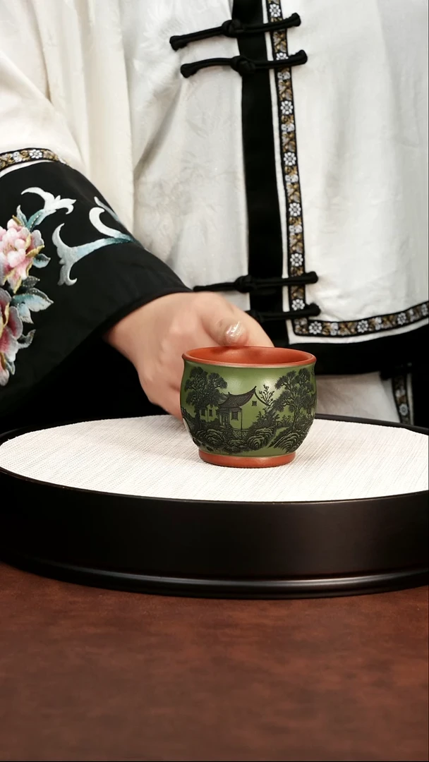 茶壶紫砂宜兴紫砂 山水底槽清 绿泥粉浆杯 高传琳 200cc