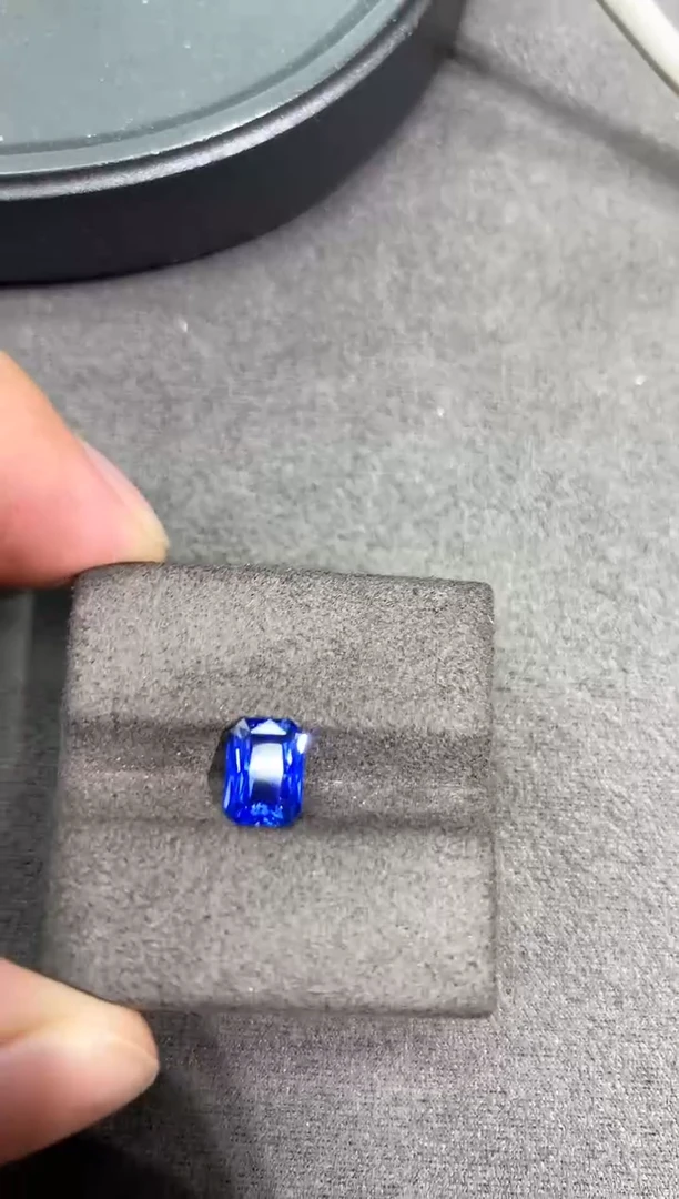 蓝宝石裸石未镶嵌a-490 1.52ct