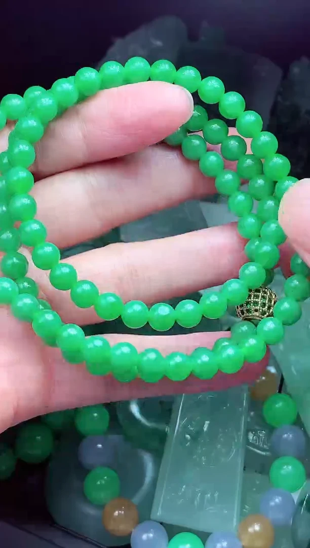 未镶嵌定制翡翠青*?翡翠毛货定制