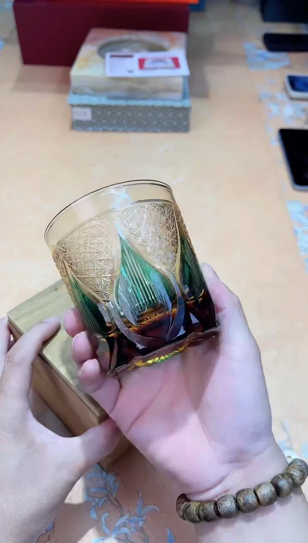 瓷片681************