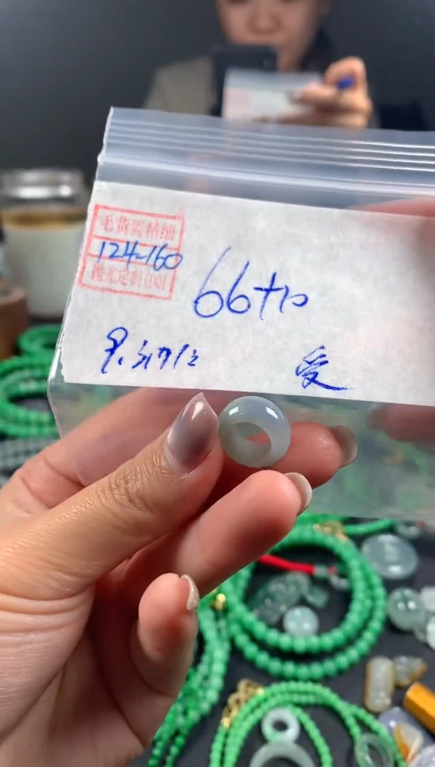 未镶嵌定制翡翠爱****马翡翠76元#毛货需精细抛光160