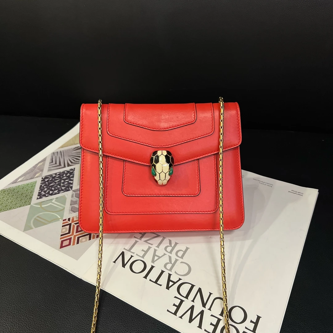 95新 BVLGARI/宝格丽 红金蛇头斜挎包B5929