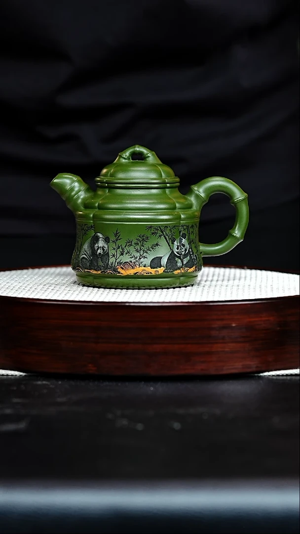 茶壶紫砂宜兴紫砂 绿泥 熊猫 范传梅