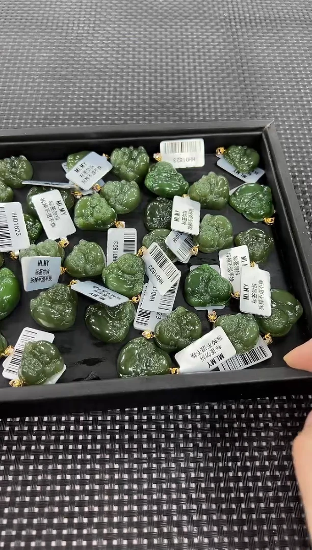 颈饰18K金镶嵌和田玉（多样性发一件）1823