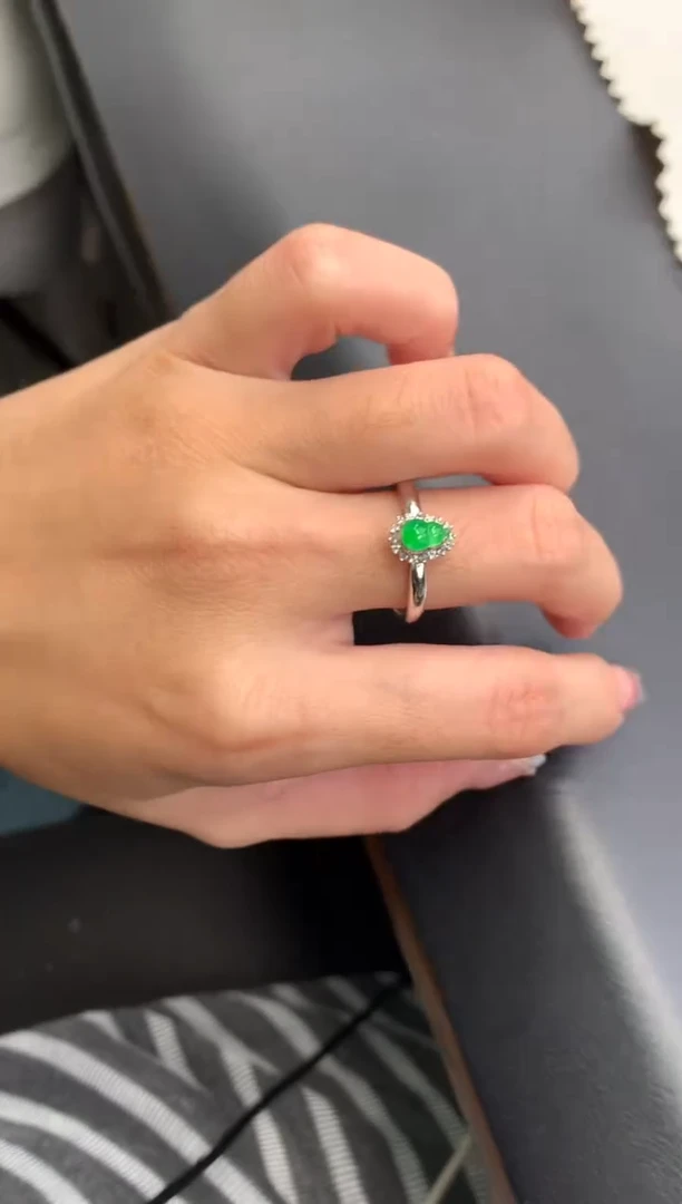 18K金镶嵌定制翡翠48小时鉴赏期 退货不扣服务费