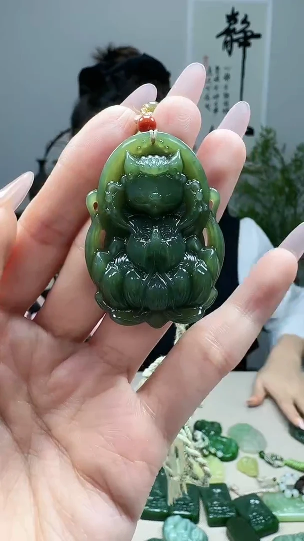未镶嵌和田玉挂件1