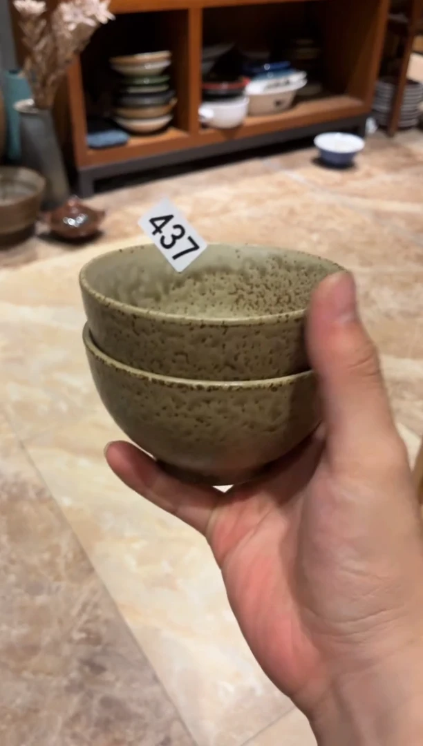 瓷片早****醒437  粗陶绿影小碗2个
