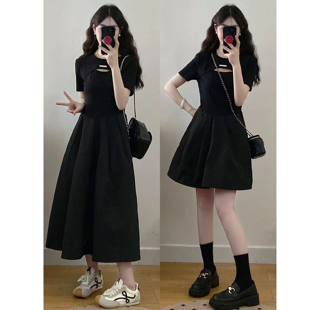 大码女装胖mm新款夏季设计感镂空短袖捏褶收腰遮肉显瘦小黑裙