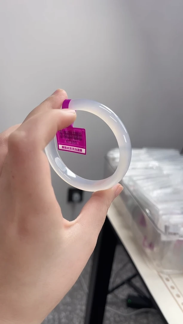 【闪购商品】玛瑙/玉髓手镯未镶嵌56-57圈口需要包容