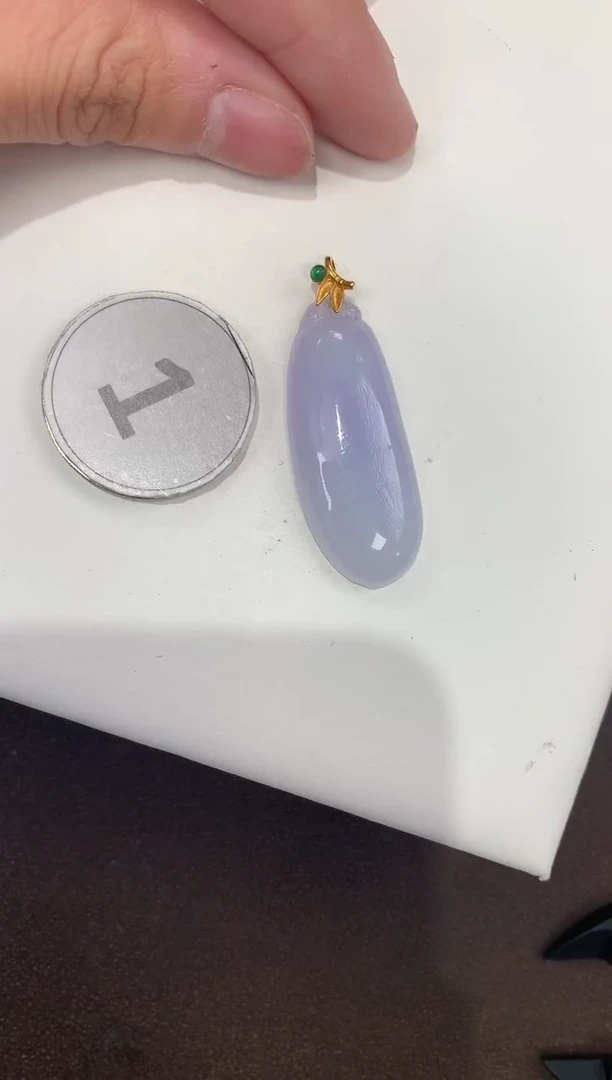 颈饰18K金镶嵌翡翠天然缅甸A货翡翠