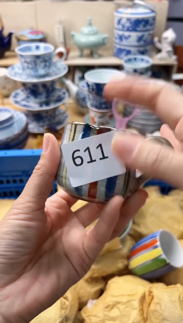 瓷片默****️你好你好你好611