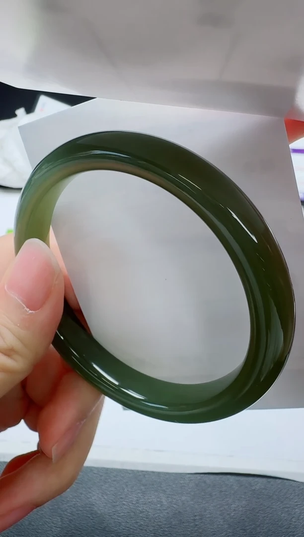 和田玉手镯未镶嵌0107-556