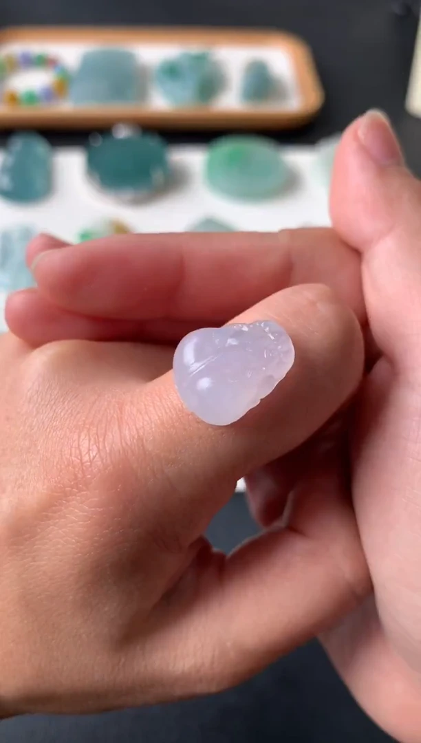 未镶嵌定制翡翠