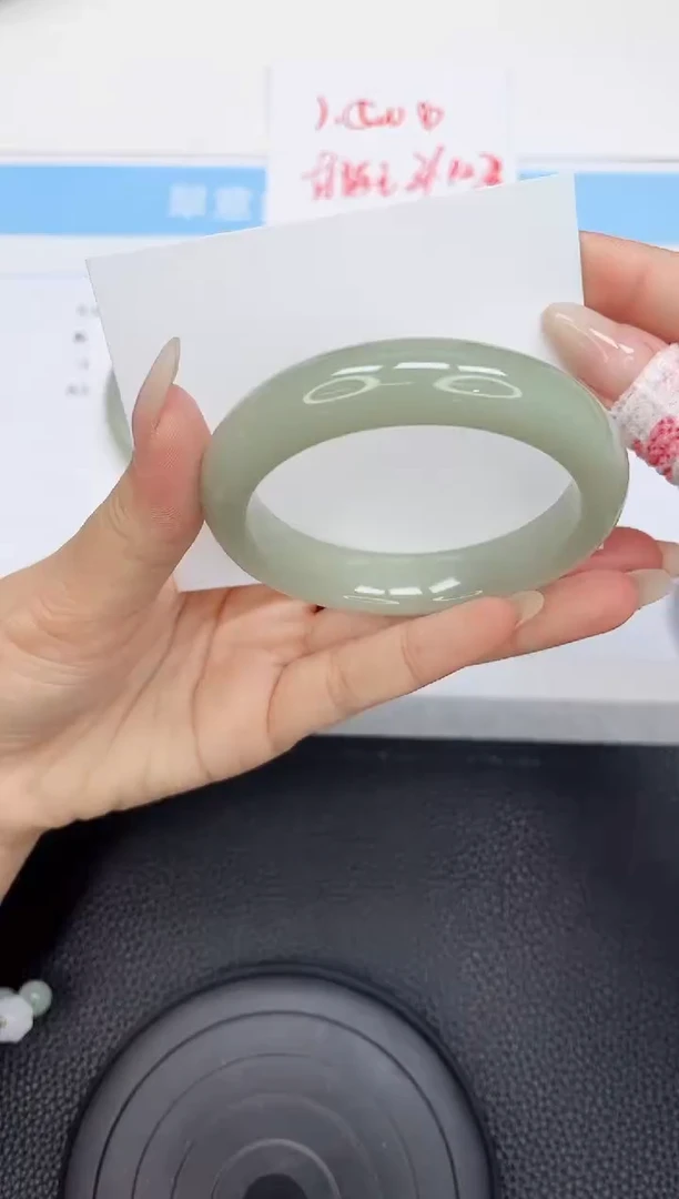 石英质玉手镯未镶嵌78-56.2