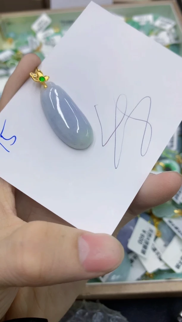 翡翠未镶嵌颈饰1111111