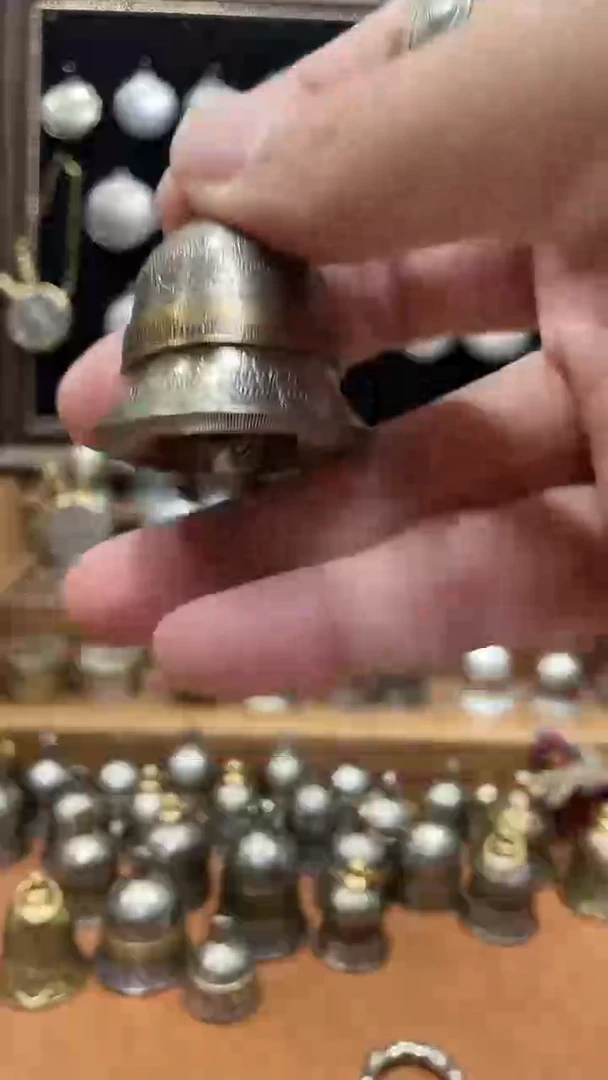 用****6一克朗老款铃铛正品